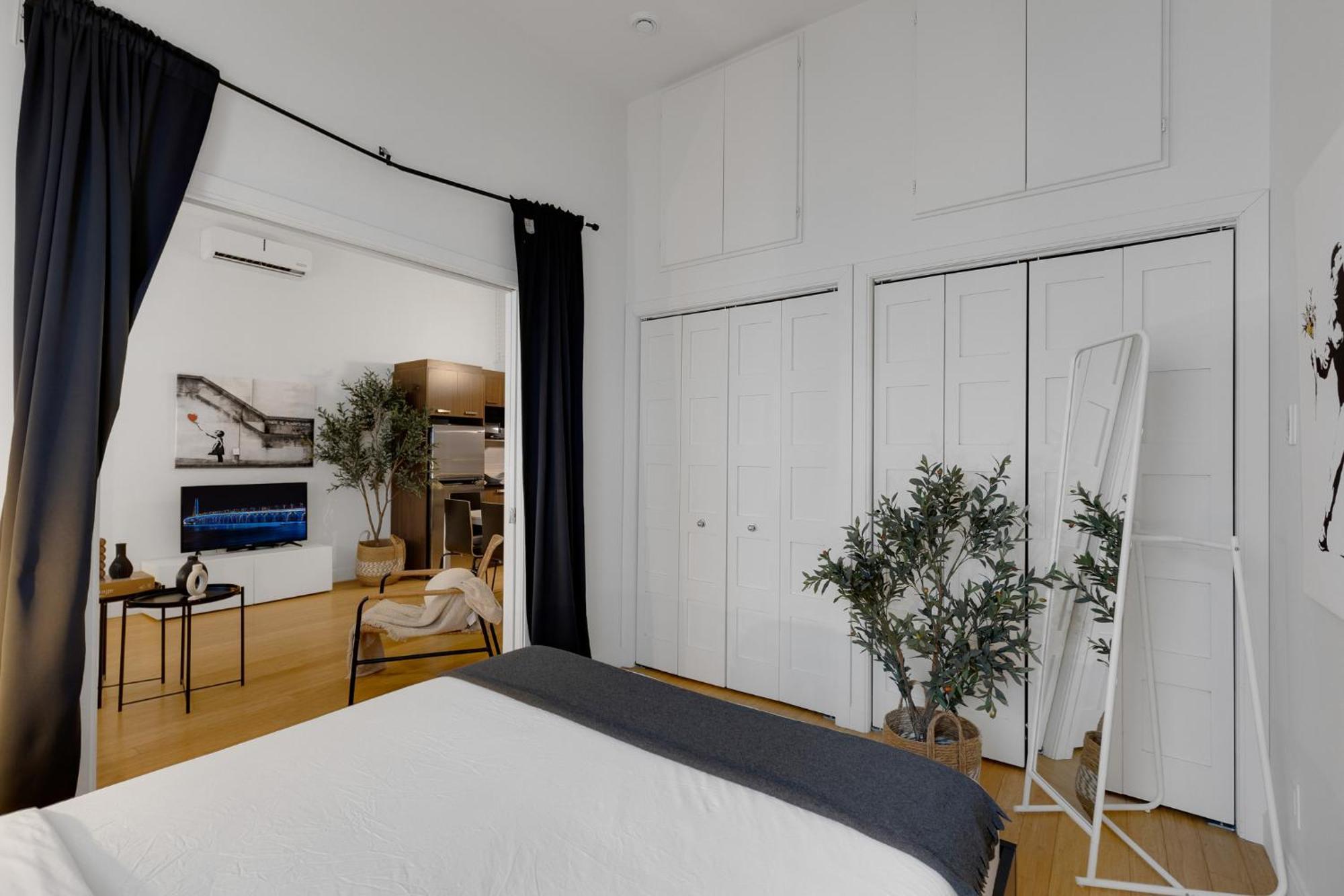 Liv Mtl Main Aparthotel Montréal Kültér fotó