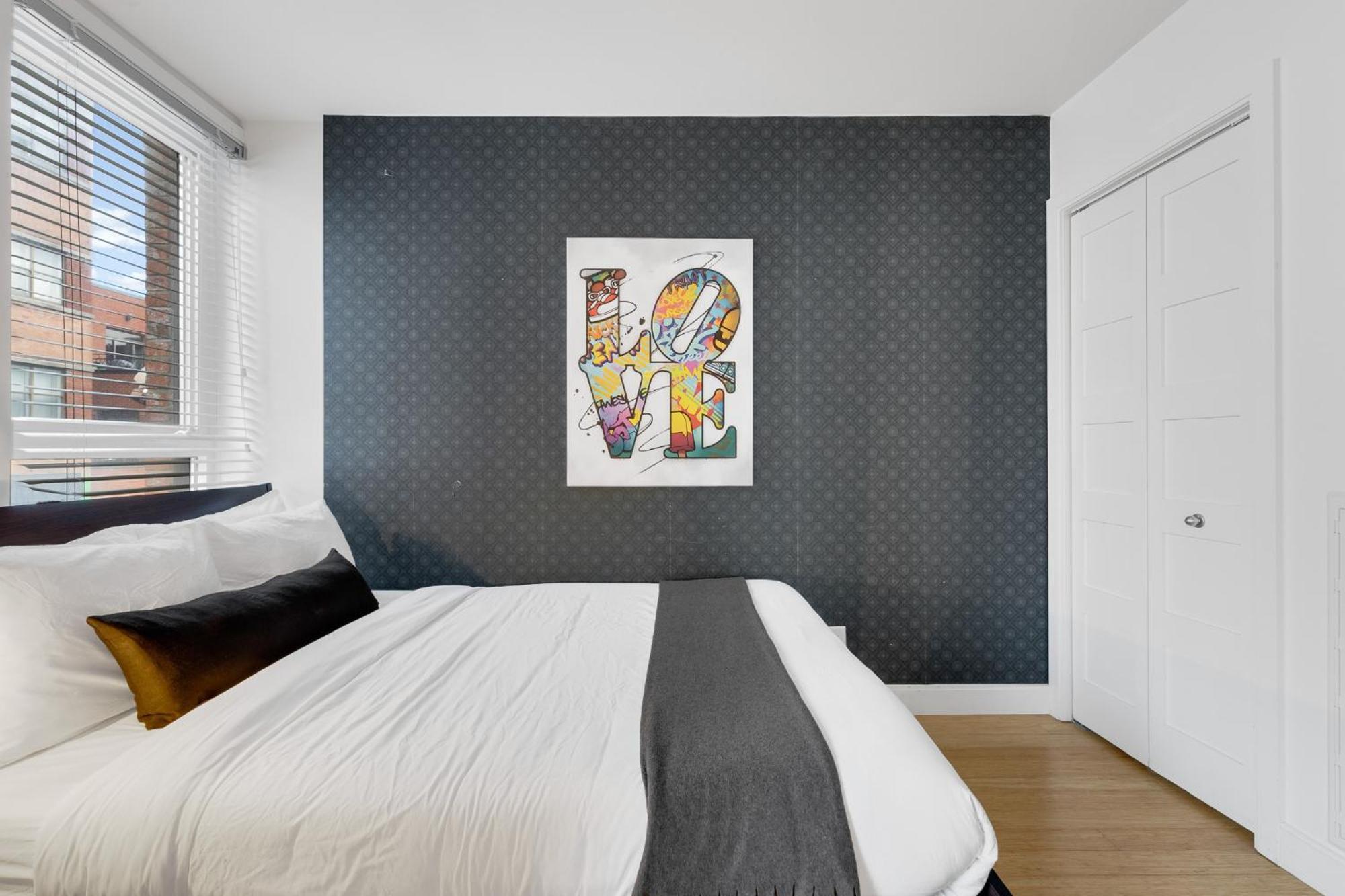 Liv Mtl Main Aparthotel Montréal Kültér fotó