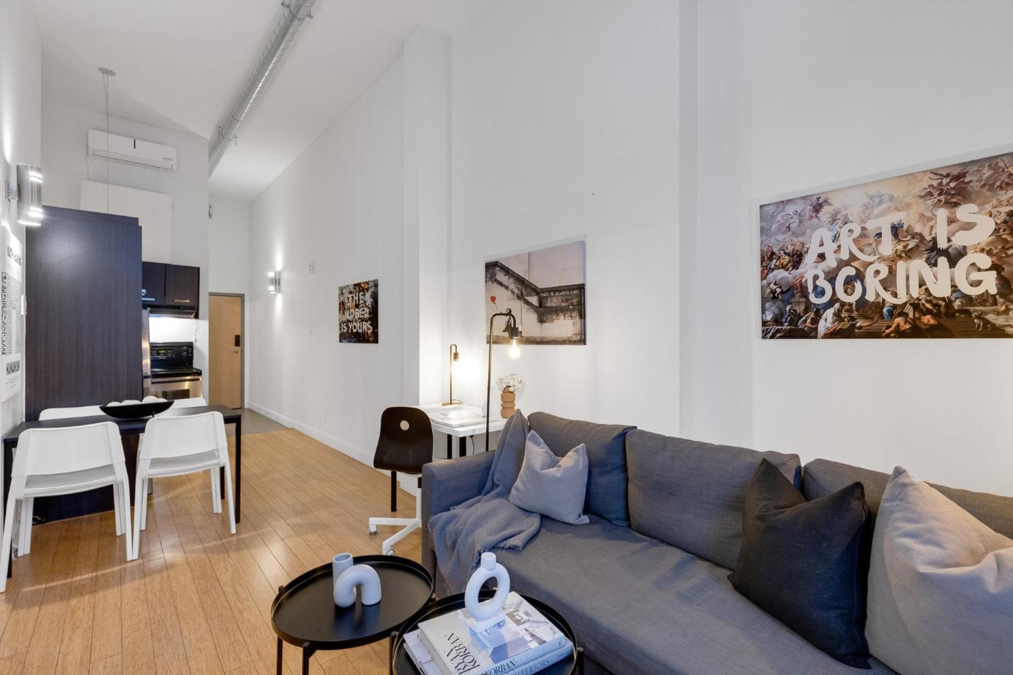 Liv Mtl Main Aparthotel Montréal Kültér fotó