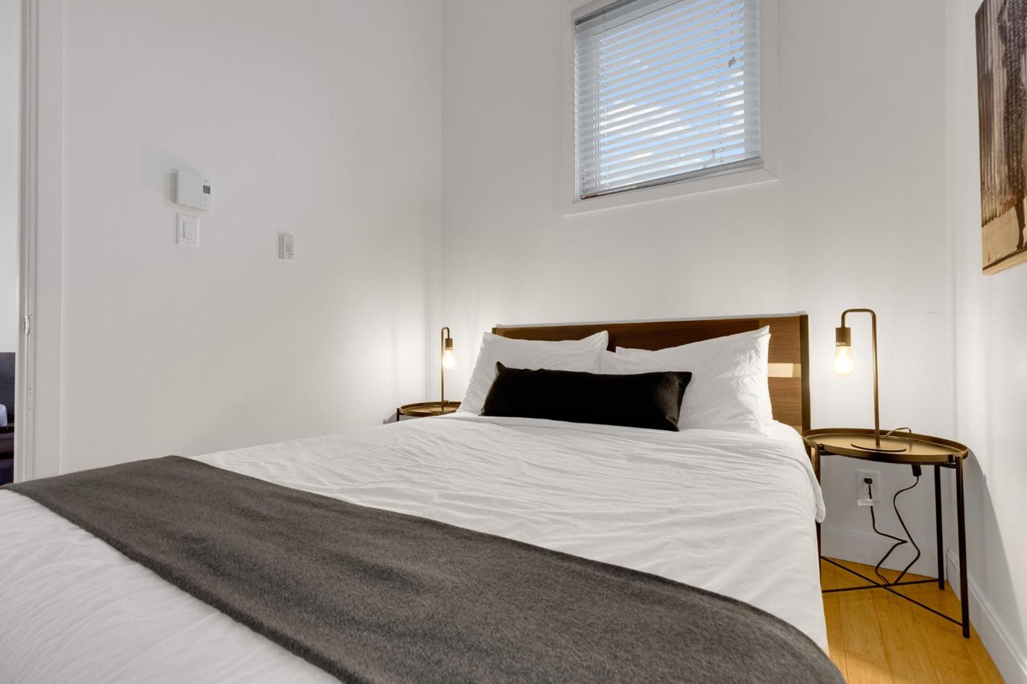 Liv Mtl Main Aparthotel Montréal Kültér fotó