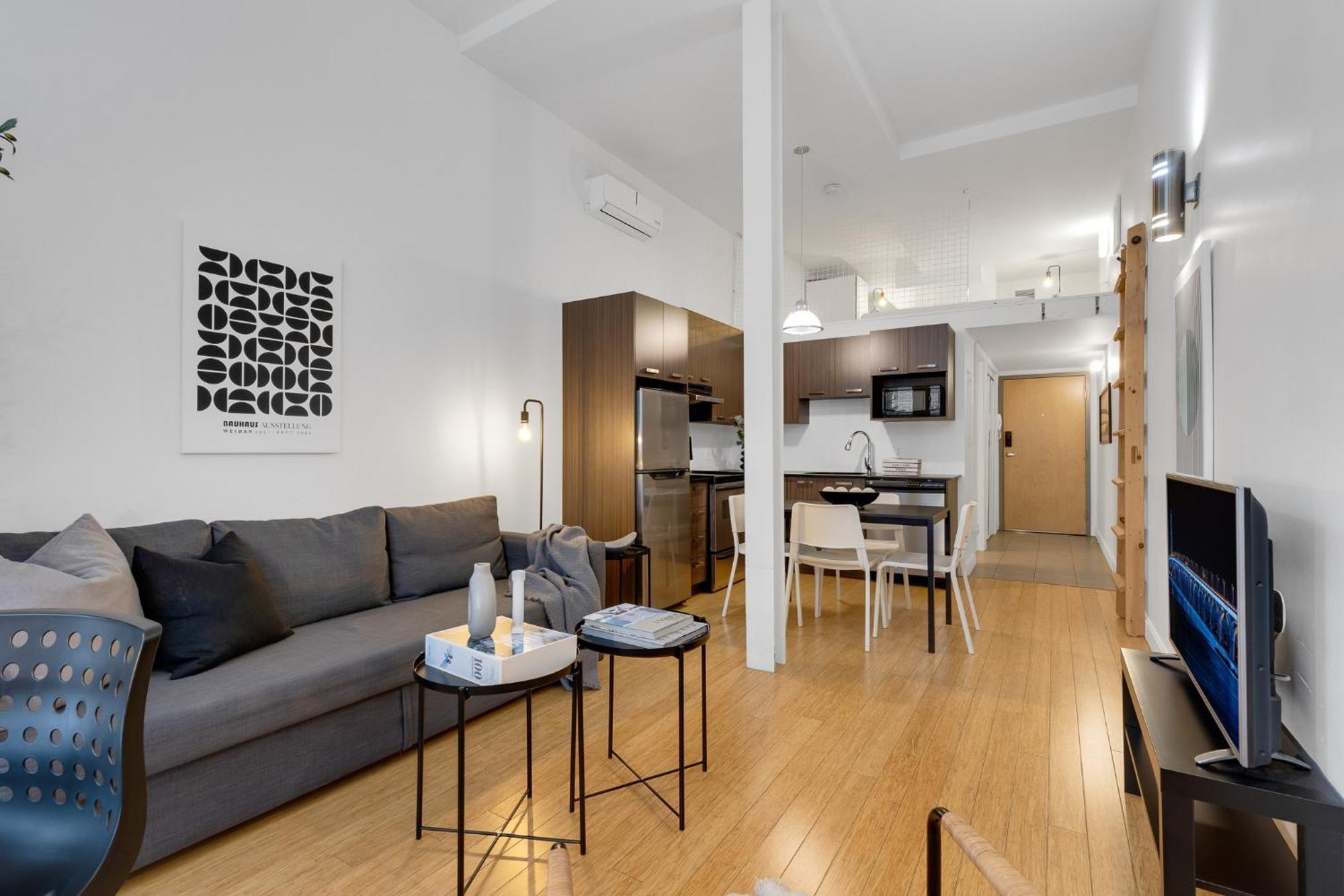 Liv Mtl Main Aparthotel Montréal Kültér fotó